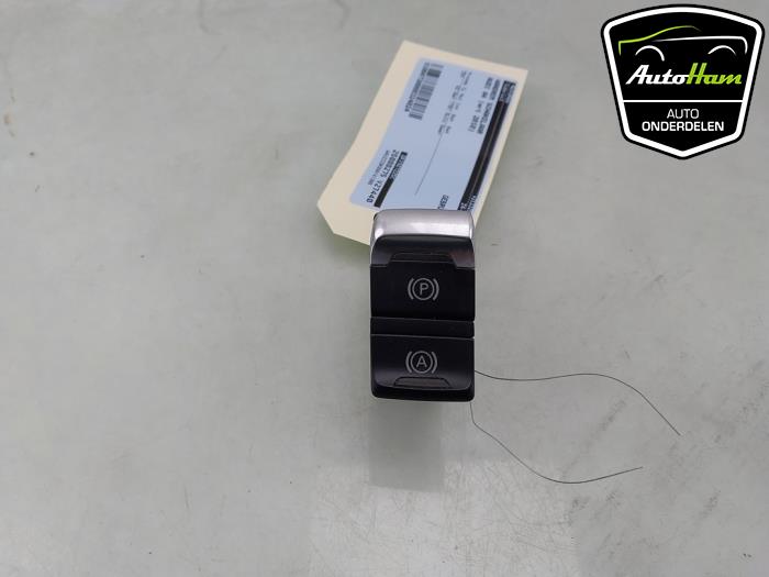 Gebrauchte Handbremse Schalter Audi A4 Avant (B8) 1.8 TFSI 16V Preis € 15,00 Margenregelung angeboten von AutoHam