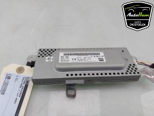 Usados Módulo de radio Tesla Model 3 Long Range AWD 75 kWh Precio € 54,45 IVA incluido ofrecido por AutoHam