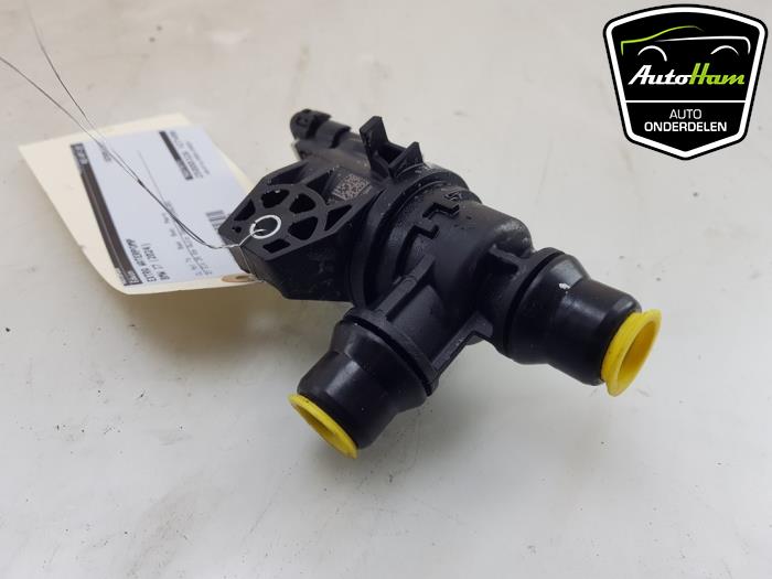 Begagnade Extra vattenpump BMW i7 (G70) eDrive50 106 kWh Pris € 35,00 Marginaltabell erbjuds av AutoHam