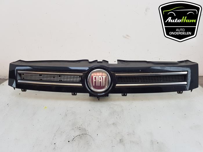 Używane Grill Fiat Panda (169) 1.2, Classic Cena € 25,00 Procedura marży oferowane przez AutoHam