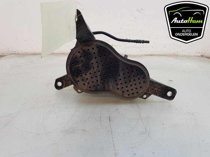 Begagnade Kolfilter Audi RS 6 Avant (C7) 4.0 V8 TFSI 32V Pris € 45,00 Marginaltabell erbjuds av AutoHam