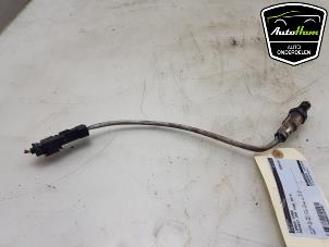 Lambda probe from a Peugeot 208 I (CA/CC/CK/CL) 1.2 Vti 12V PureTech 82 2013