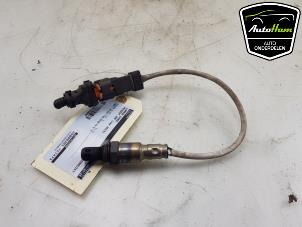 Lambda probe from a Peugeot 208 I (CA/CC/CK/CL) 1.2 Vti 12V PureTech 82 2013