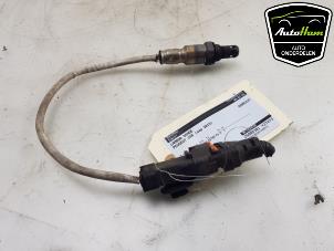Lambda probe from a Peugeot 208 I (CA/CC/CK/CL) 1.2 Vti 12V PureTech 82 2013