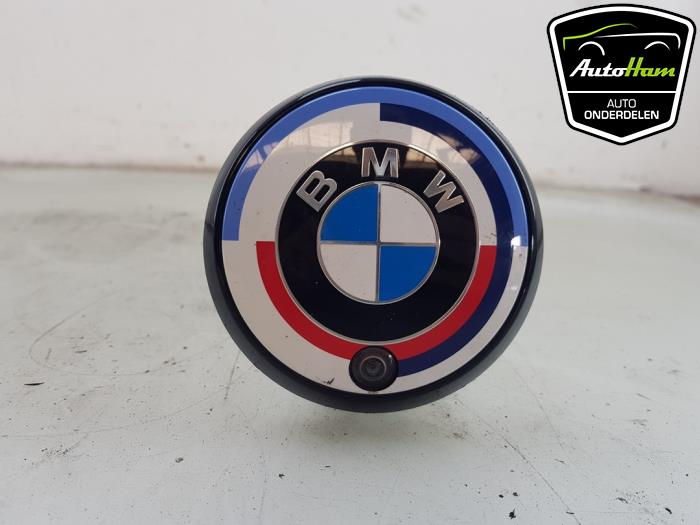 Begagnade Backkamera BMW i4 (G26) eDrive40 84 kWh Pris € 175,00 Marginaltabell erbjuds av AutoHam