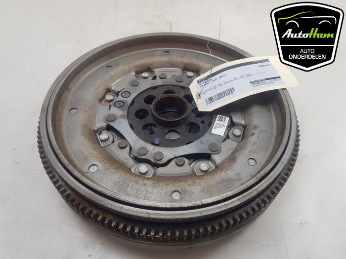 Used Flywheel Volkswagen Golf VIII (CD1) 2.0 GTI 16V Price € 175,00 Margin scheme offered by AutoHam