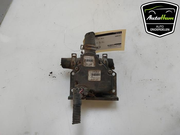 Begagnade Extra vattenpump Tesla Model S 85 Pris € 20,00 Marginaltabell erbjuds av AutoHam