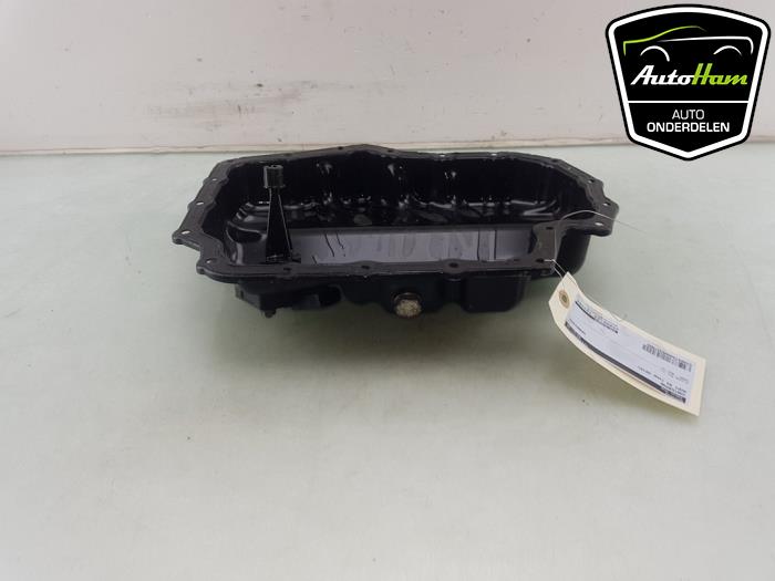 Usagé Couvercle carter Audi A3 Limousine (8VS/8VM) 1.4 TFSI ACT 16V Prix € 40,00 Règlement à la marge proposé par AutoHam