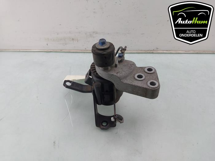 Used Engine mount Mitsubishi Space Star (A0) 1.0 12V Price € 50,00 Margin scheme offered by AutoHam