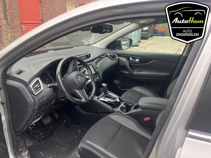 Airbag Set+Modul van een Nissan Qashqai (J11) 1.3 DIG-T 160 16V 2019