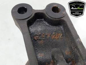 Engine mount from a Ford Transit 2.2 TDCi 16V 2015