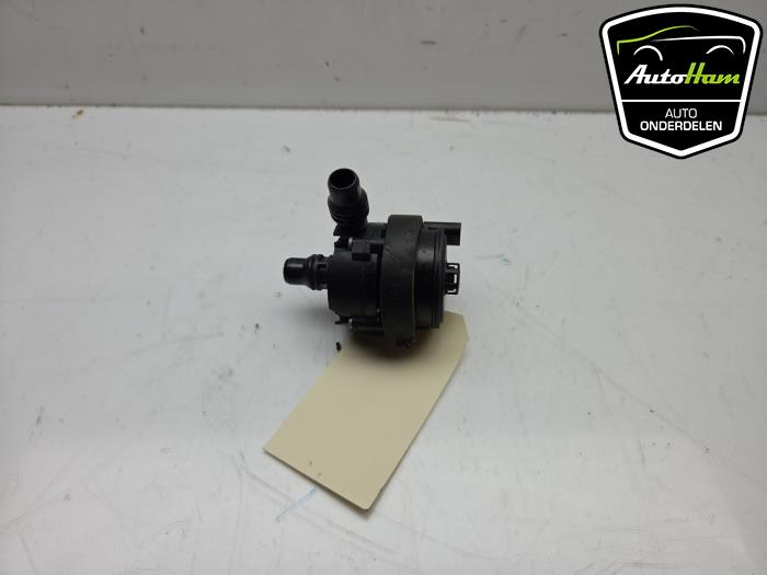 Begagnade Extra vattenpump BMW M1 (F20) M140i 3.0 24V Pris € 15,00 Marginaltabell erbjuds av AutoHam