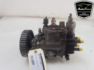Usados Bomba de gasolina mecánica Opel Combo (Corsa C) 1.7 DI 16V Precio € 150,00 Norma de margen ofrecido por AutoHam