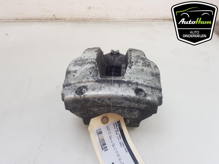 Used Front brake calliper, left Volvo XC40 (XZ) Recharge 70 kWh Price € 50,00 Margin scheme offered by AutoHam