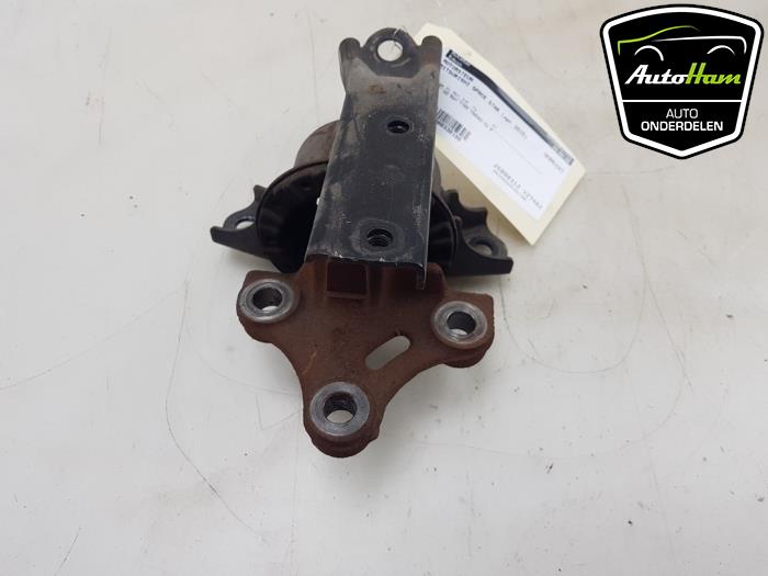 Usagé Support moteur Mitsubishi Space Star (A0) 1.2 12V Prix € 35,00 Règlement à la marge proposé par AutoHam