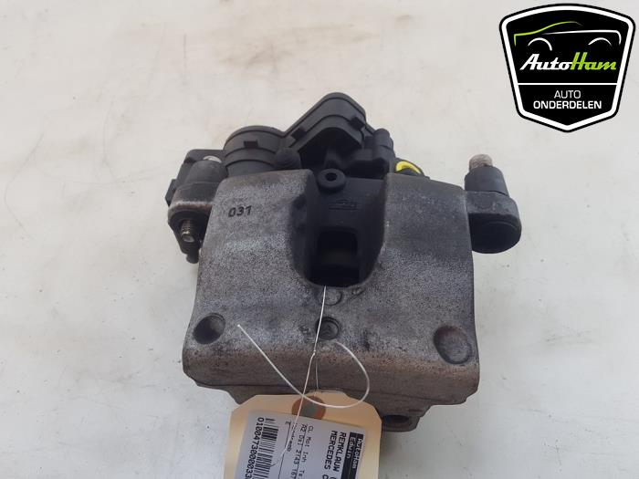 Gebrauchte Bremszange links hinten Mercedes C (C205) C-220d 2.2 16V BlueTEC Preis € 75,00 Margenregelung angeboten von AutoHam