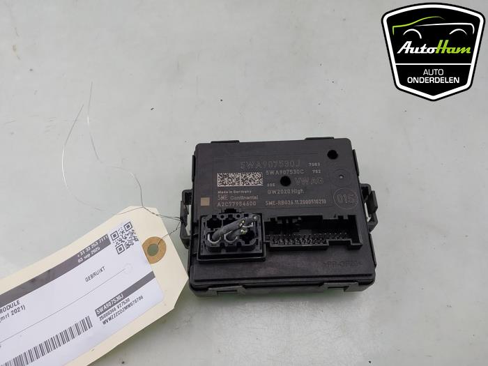 Używane Modul gateway Volkswagen Golf VIII (CD1) 1.0 TSI 12V Cena € 75,00 Procedura marży oferowane przez AutoHam