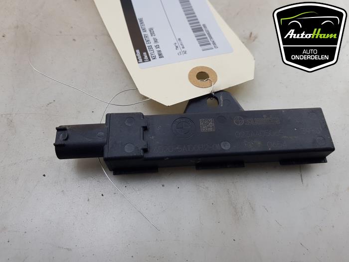 Używane Keyless Entry-Antena BMW X5 (G05) xDrive50e 3.0 24V Cena € 20,00 Procedura marży oferowane przez AutoHam