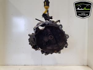 Usados Caja de cambios Volkswagen Up! (121) 1.0 12V 60 Precio € 375,00 Norma de margen ofrecido por AutoHam