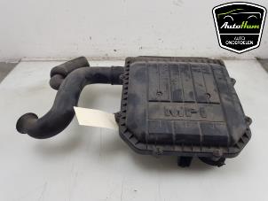 Begagnade Luftfilterhus Volkswagen Up! (121) 1.0 12V 60 Pris € 30,00 Marginaltabell erbjuds av AutoHam