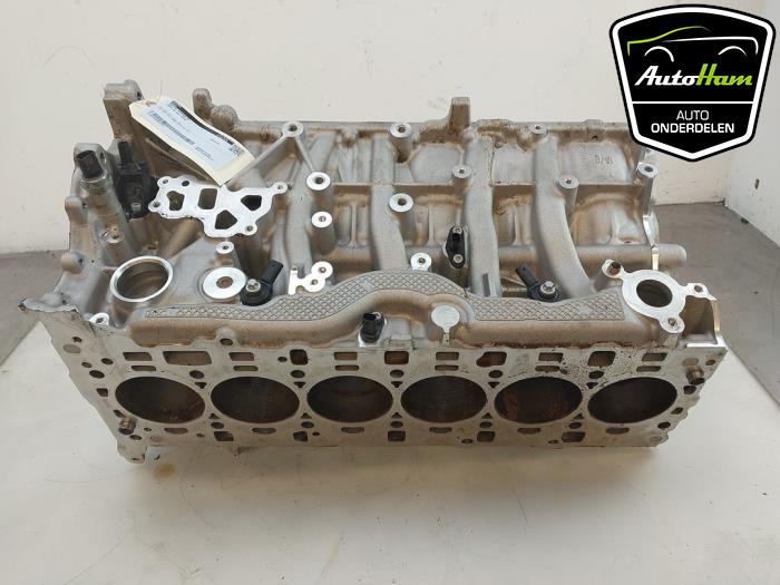 Used Engine crankcase BMW X5 (G05) xDrive50e 3.0 24V Price on request offered by AutoHam