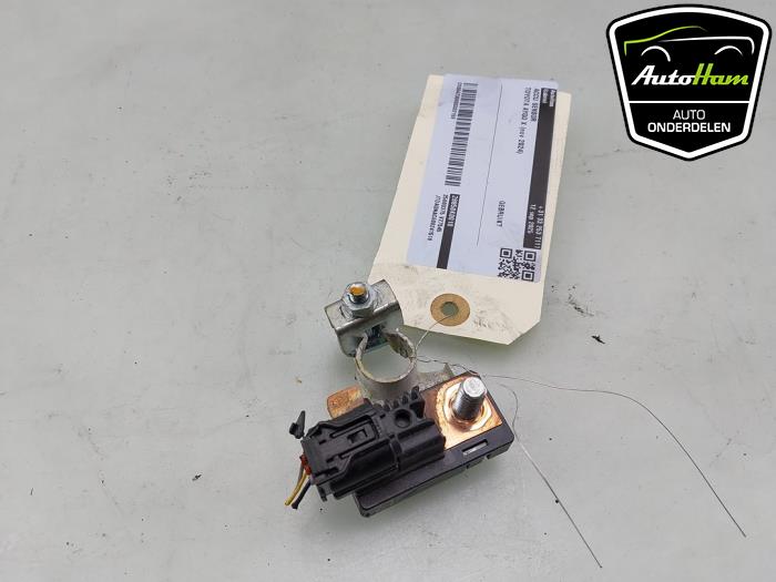 Begagnade Batterisensor Toyota Aygo X 1.0 12V VVT-i Pris € 50,00 Marginaltabell erbjuds av AutoHam