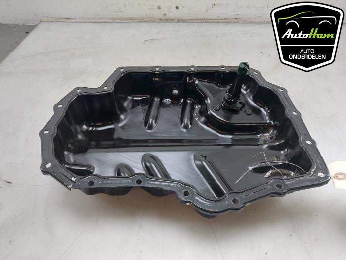 Usagé Couvercle carter Seat Leon ST (5FF) 1.4 TSI 16V Prix € 40,00 Règlement à la marge proposé par AutoHam
