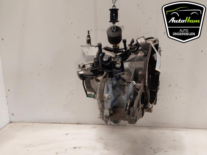 Usagé Boîte de vitesse Nissan Micra (K14) 1.0 12V Prix € 295,00 Règlement à la marge proposé par AutoHam
