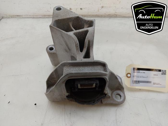 Usagé Support moteur Nissan Micra (K14) 1.0 12V Prix € 30,00 Règlement à la marge proposé par AutoHam
