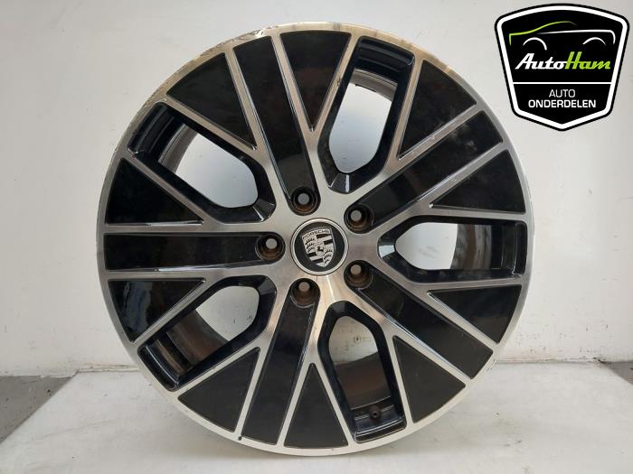Używane Obrecz Porsche Taycan (Y1A) 4S Cena na żądanie oferowane przez AutoHam