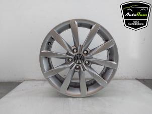 Używane Obrecz Volkswagen Golf VII (AUA) 2.0 TDI 150 16V Cena € 125,00 Procedura marży oferowane przez AutoHam