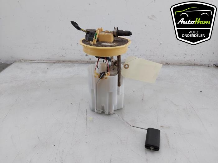 Usagé Pompe à carburant Ford Focus 4 Wagon 1.0 Ti-VCT EcoBoost 12V 125 Prix € 50,00 Règlement à la marge proposé par AutoHam