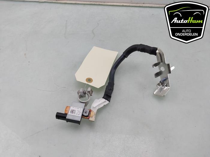 Begagnade Batterisensor Volkswagen Golf VIII (CD1) 2.0 GTI Clubsport 16V Pris € 48,40 Inklusive moms erbjuds av AutoHam