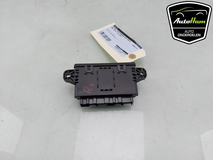 Używane Modul centralnego zamka Ford Kuga III (DFK) 2.5 PHEV 16V Cena € 25,00 Procedura marży oferowane przez AutoHam