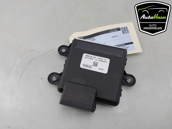 Usagé Module caméra Ford Kuga III (DFK) 2.5 PHEV 16V Prix € 65,00 Règlement à la marge proposé par AutoHam