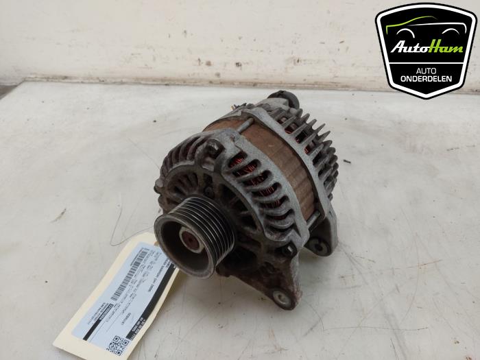 Dynamo från en Nissan Qashqai (J10) 1.6 16V 2009