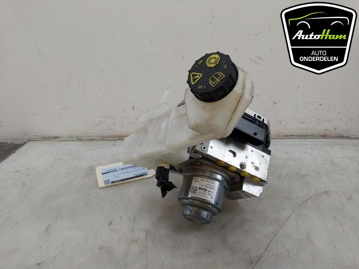 Usagé Servo frein Ford Kuga III (DFK) 2.5 PHEV 16V Prix € 450,00 Règlement à la marge proposé par AutoHam