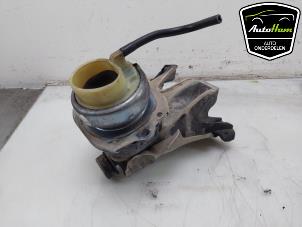 Engine mount from a BMW X5 (F15) xDrive 35d 3.0 24V 2015