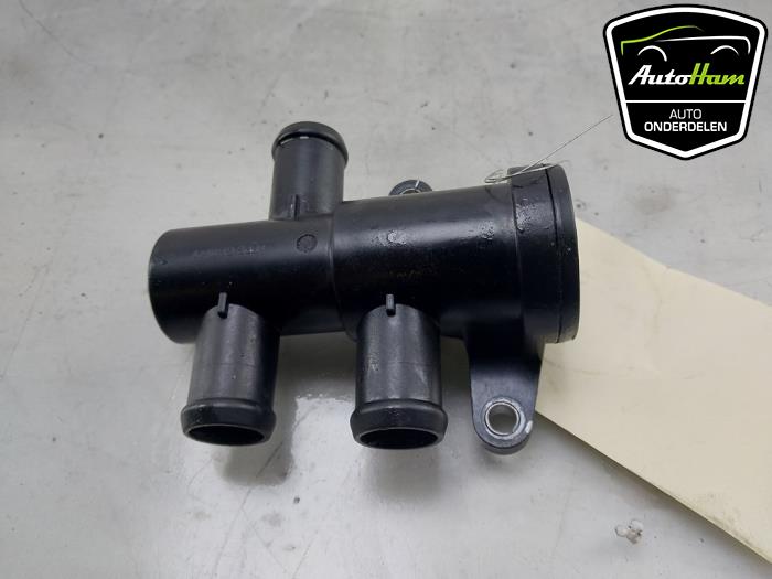 Begagnade Extra vattenpump Volkswagen Transporter T6 2.0 TDI 150 Pris € 18,15 Inklusive moms erbjuds av AutoHam