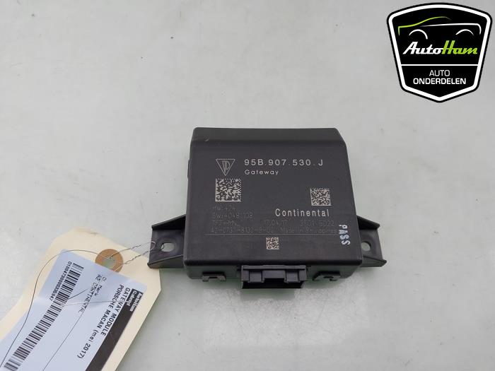 Usados Módulo Gateway Porsche Macan (95B) 2.0 16V Turbo Precio € 75,00 Norma de margen ofrecido por AutoHam