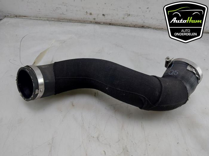 Gebrauchte Intercooler Schlauch Porsche Macan (95B) 2.0 16V Turbo Preis € 25,00 Margenregelung angeboten von AutoHam