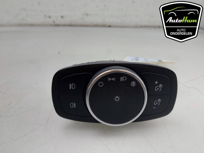 Używane Przelacznik swiatel Ford Focus 4 1.0 Ti-VCT EcoBoost 12V 125 Cena € 30,00 Procedura marży oferowane przez AutoHam