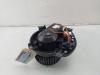 Mercedes-Benz A (W176) 1.6 A-180 16V Moteur de ventilation chauffage