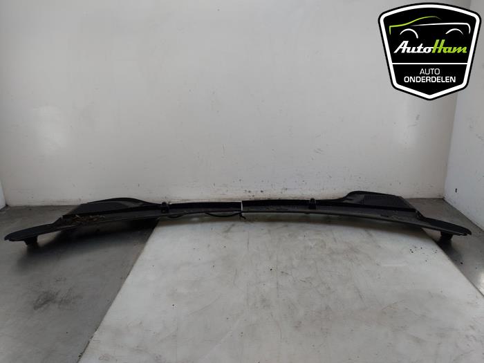 Używane Parawan Skoda Octavia Combi (NXAC) 1.5 TSI e-TEC 16V Cena € 25,00 Procedura marży oferowane przez AutoHam