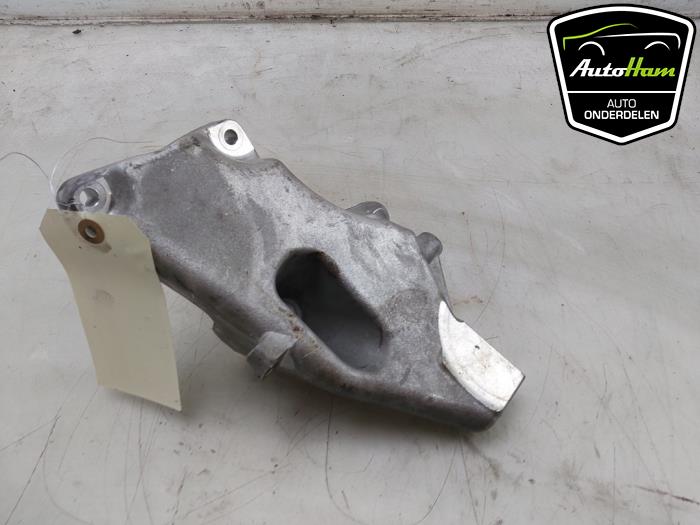 Used Engine mount Mercedes AMG GT (C190) 4.0 R V8 Biturbo Price € 95,00 Margin scheme offered by AutoHam