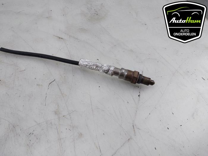 Lambda probe from a Volkswagen Tiguan (CT1) 1.5 eHybrid 272 2025