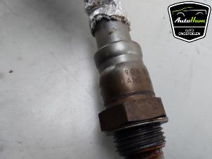 Lambda probe from a Volkswagen Tiguan (CT1) 1.5 eHybrid 272 2025