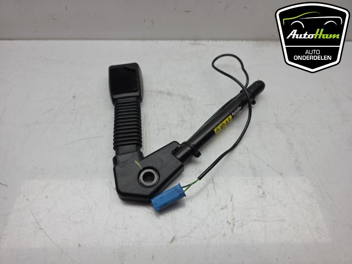 Begagnade Bältessträckare, vänster BMW Mini (R50/53) 1.6 16V Cooper Pris € 50,00 Marginaltabell erbjuds av AutoHam