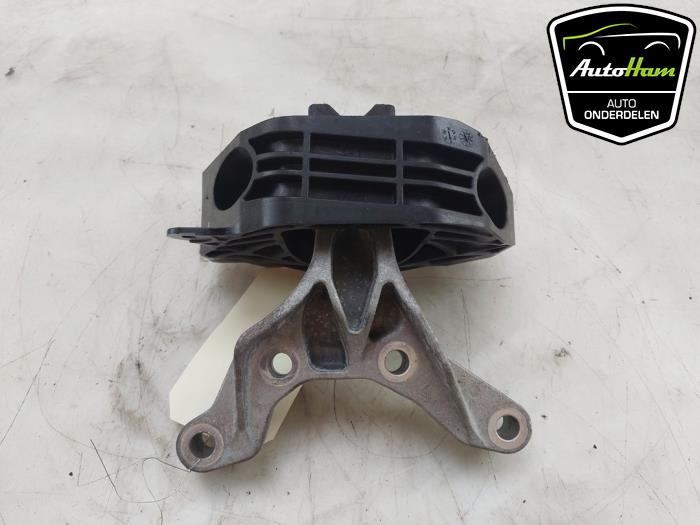 Used Engine mount Opel Mokka 1.2 Turbo 12V Price € 50,00 Margin scheme offered by AutoHam