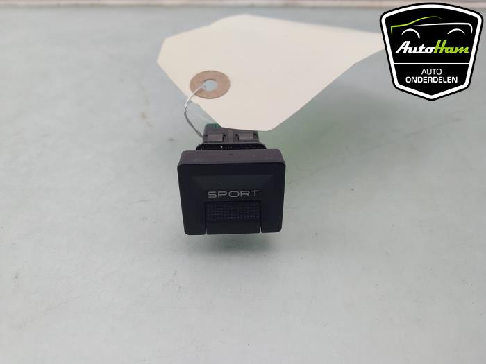 Używane Przelacznik Peugeot 5008 II (M4/MC/MJ/MR) 1.2 12V e-THP PureTech 130 Cena € 10,00 Procedura marży oferowane przez AutoHam